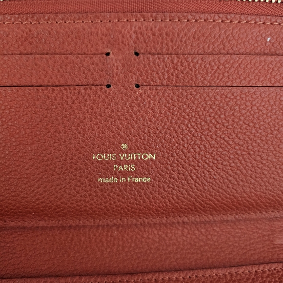 LOUIS VUITTON RED IMPREINTE ZIPPED WALLET EXCELLENT - Picture 10 of 12